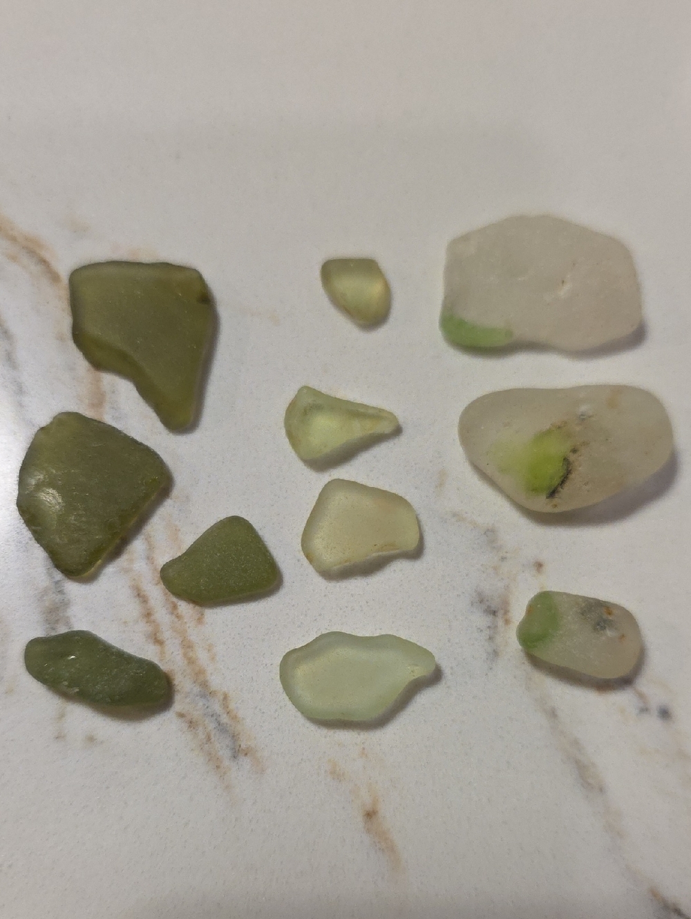 11 Pcs Ceylon Army Green Sea Glass RARE Colors